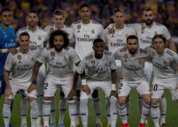 Real Madrid hold Barcelona to 1-1 draw in Copa del Rey semi-final first leg clash at Camp Nou