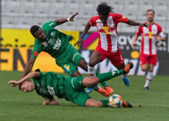 Majeed Ashimeru nets first goal for Red Bull Salzburg on full debut