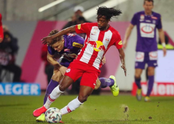 Ghana’s Majeed Ashimeru Shines in Red Bull Salzburg away draw against Austria Wien