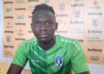 16-year old Bechem United star Prince Adu Kwabena being chased by Egyptian gaints Zamalek