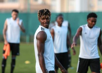 [Photos:] FC Sheriff star midfielder Edmund Addo trains with Black Stars teammates in Doha ahead of Afcon 2021