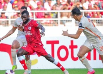 Simba SC forward Bernard Morrison throws shades at Ghana FA