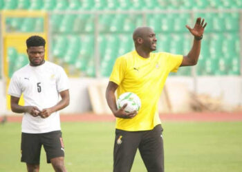 ‘Show commitment and passion, it is our only way to beat Nigeria’ – Kurt Okraku to Black Stars players