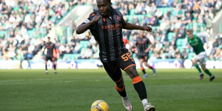 EDINBURGH, SCOTLAND - APRIL 02: Dundee United's Matthew Cudjoe during a cinch Premiership match between Hibernian and Dundee United at Easter Road, on April 02, 2022, in Edinburgh, Scotland. (Photo by Alan Harvey / SNS Group)