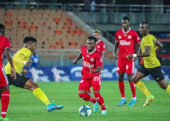 ‘Two wins, six points, +5 goals Well done guys’ – Augustine Okrah on Simba’s home win