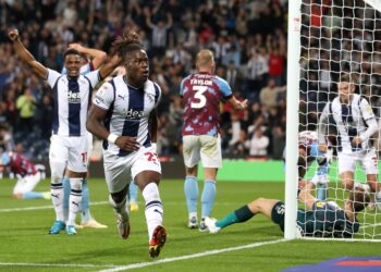 Ghanaian forward Thomas Asante scores debut goal to rescue West Brom from defeat at home