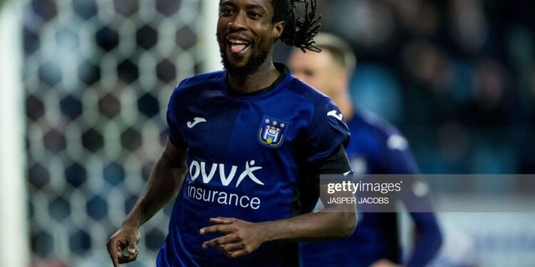 Anderlecht's Majeed Ashimeru celebrates after scoring during a soccer match between RSCA Anderlecht and KV Kortrijk