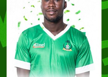 King Faisal sign Godfred Asiamah
