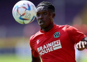 Ghanaian right-back Derrick Kohn walks into German Bundesliga 2 Team-Of-The-Week
