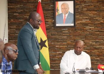 GFA Capo Kurt Okraku calls on former Ghana President John Mahama ahead of World Cup