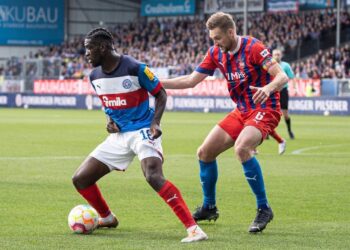 ‘Pure relief’- Ghana striker Kwasi Okyere Wriedt reacts to his first goal of the season for Holstein Kiel
