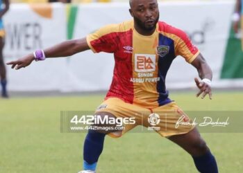 Video: Watch Gladson Awako’s sumptuous free-kick for Hearts against Gold Stars win