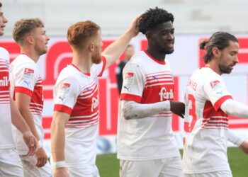 Ghanaian attacker  Okyere Wriedt responds with brace to Black Stars call-up as Holstein Kiel win big on the road