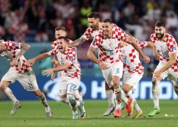 Croatia beat Brazil on penalties to reach World Cup semi-finals