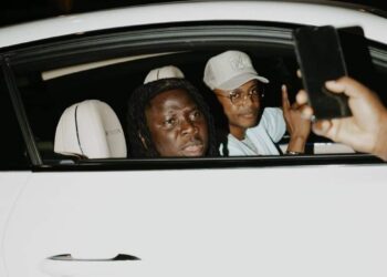 Black Stars captain Andre Ayew hosts musical genius Stonebwoy in Qatar