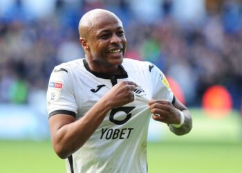 Andre Ayew to Swansea City? Fans call for his return