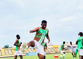 Addae agrees new deal at Karela