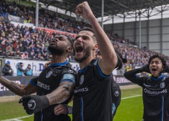 Ghanaian attacking-midfielder Broni Kwarteng scores winner for Magdeburg at Holstein Kiel in Bundesliga 2