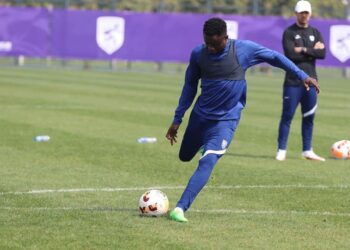 Abdul-Aziz Yakubu scores on debut for Wuhan Three Towns in Super Cup win