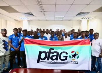 PICTURES: Hearts of Oak players, officials meet PFAG officials in Accra