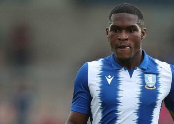 Ghanaian winger Charles Hagan leaves Wycombe Wanderers