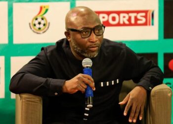 GFA General Secretary Prosper Harrison Addo donates GH¢4,000 to support upgrade works at Sunyani Coronation Park