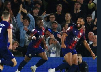 Ghanaian forward Brandon Thomas-Asante grabs first goal of the season in West Brom’s away draw at Leeds