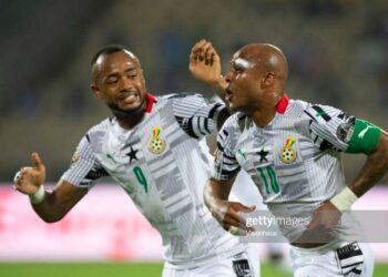 Ghanaians don’t hate the Ayew brothers, they only want results!