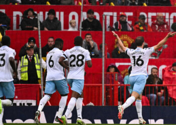 Jordan Ayew in action as Crystal Palace beat Manchester United 1-0 at Old Trafford