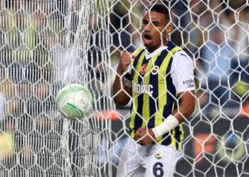VIDEO: Watch Alexander Djiku’s sensational half-volley strike for Fenerbahçe SK