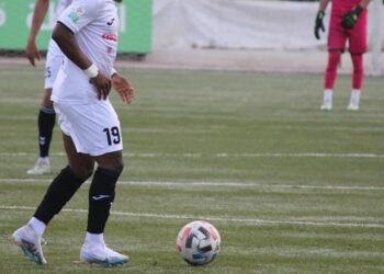 WATCH: Ex-Kotoko winger Maxwell Baakoh scores a puskas-worthy goal in USM Khenchela win over MC El Bayadh in Algerian Ligue 1