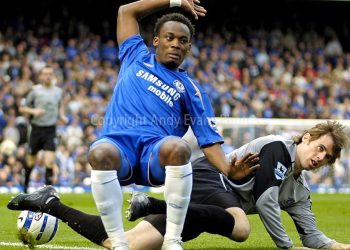 “It wasn’t difficult to adapt to the physical nature of the Premier League” – Ex-Chelsea star Michael Essien