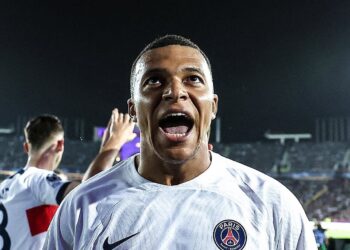Mbappe bags brace as Paris Saint-Germain stun Barcelona to secure Champions League semifinal berth