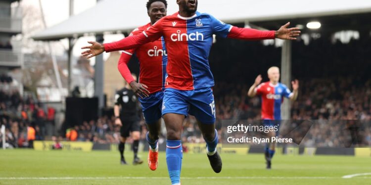 LONDON, ENGLAND - APRIL 27: Jeffrey Schlupp of Crystal Palace celebrates scoring his team's first goal during the Premier League match between Fulham FC and Crystal Palace at Craven Cottage on April 27, 2024 in London, England. (Photo by Ryan Pierse/Getty Images)