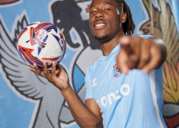 Coventry City sign Ghanaian striker Brandon Thomas-Asante