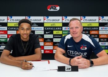Ghanaian teen sensation Jahmael Ampofo signs first professional contract with AZ Alkmaar