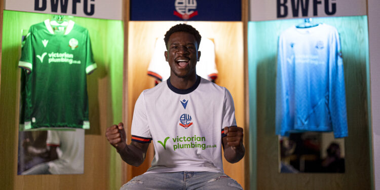 Jordi Osei-Tutu of Bolton Wanderers
Pictures by Paul Currie
07796 146931
www.paulcurrie.co.uk