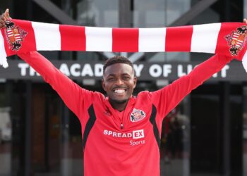 PHOTOS: Sunderland unveils Ghanaian midfielder Salis Abdul Samed on season-long loan
