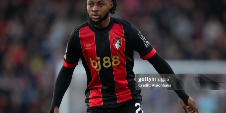 BOURNEMOUTH, ENGLAND - OCTOBER 19: Antoine Semenyo of AFC Bournemouth during the Premier League match between AFC Bournemouth and Arsenal FC at Vitality Stadium on October 19, 2024 in Bournemouth, England. (Photo by Visionhaus/Getty Images)