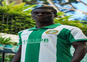 Ghanaian teen Bernard Acheampong signs five-year deal with Swedish side Hammarby IF