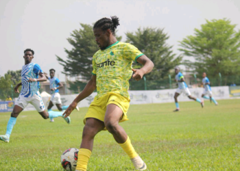 Ghana Premier League: GoldStars edge Young Apostles to stay level with Kotoko in title race