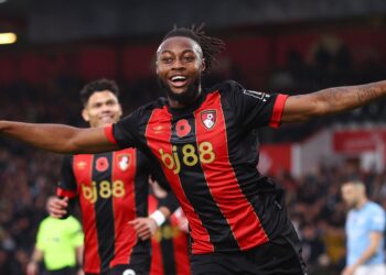 Manchester United begins talks with Antoine Semenyo’s agent for summer move
