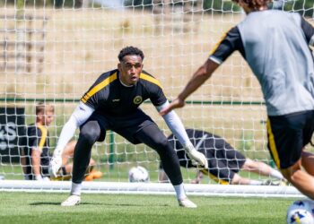 Burton Albion re-sign Jordan Amissah on permanent deal