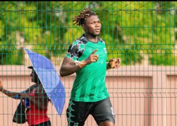 Former Dwarfs and FC Samartex striker Seidu Abubakari trains with Asante Kotoko