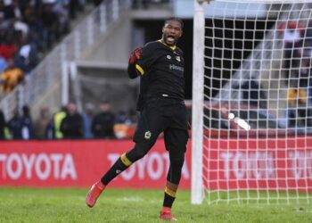 Kaizer Chiefs chase Asante Kotoko goalkeeper Mohamed Camara