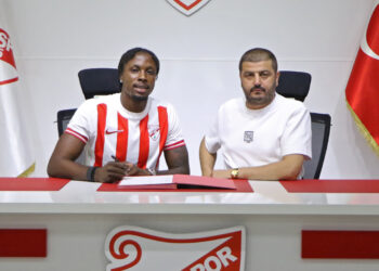 Martin Boakye signs for Boluspor
