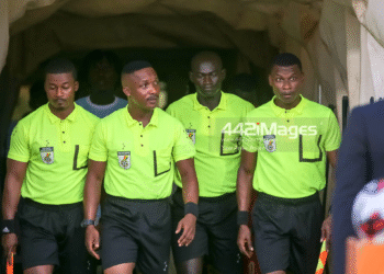 New incentives to push referees to perform better