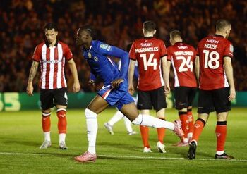 Tyrique George shines, scores, provides assist in Chelsea’s 2-1 Carabao Cup victory over Lincoln City