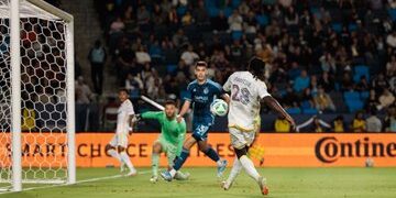 Ghana winger Joseph Paintsil “happy” to score first MLS hat-trick for LA Galaxy
