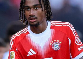 Jonah Kusi-Asare joins Fulham on loan from Bayern